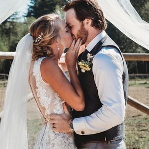 Meet your Posher, Tia